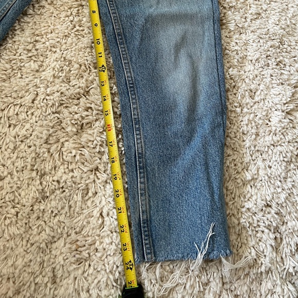 Vintage Cropped Levi’s - Picture 4 of 5